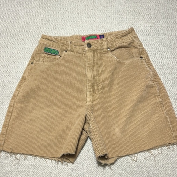 EMPYRE high rise Tan Corduroy Shorts.  Size 2 - Picture 2 of 10